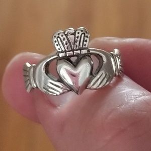 Sterling Silver Claddaugh Ring 💖🍀